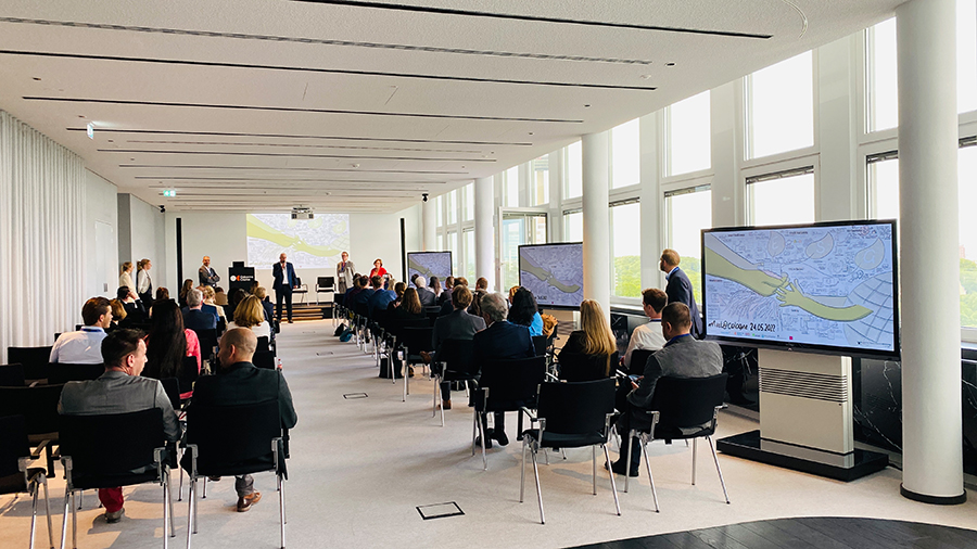 Graphic Recording bei einem Event in Köln – Zwischenstände live in den Pausen präsentiert